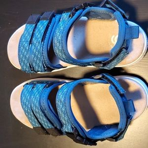 gravity defyer sandles